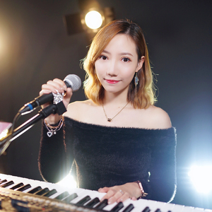 大荫蒂XX另类多毛
